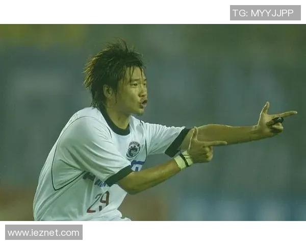 苏姓足球明星的传奇故事与他们的辉煌成就探秘